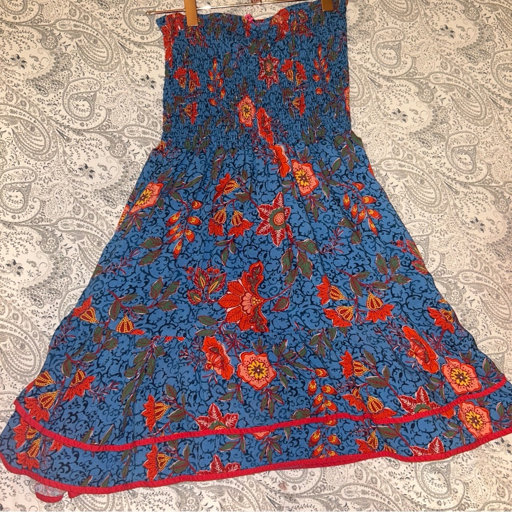 Floral Ruffled Strapless Dress Size M